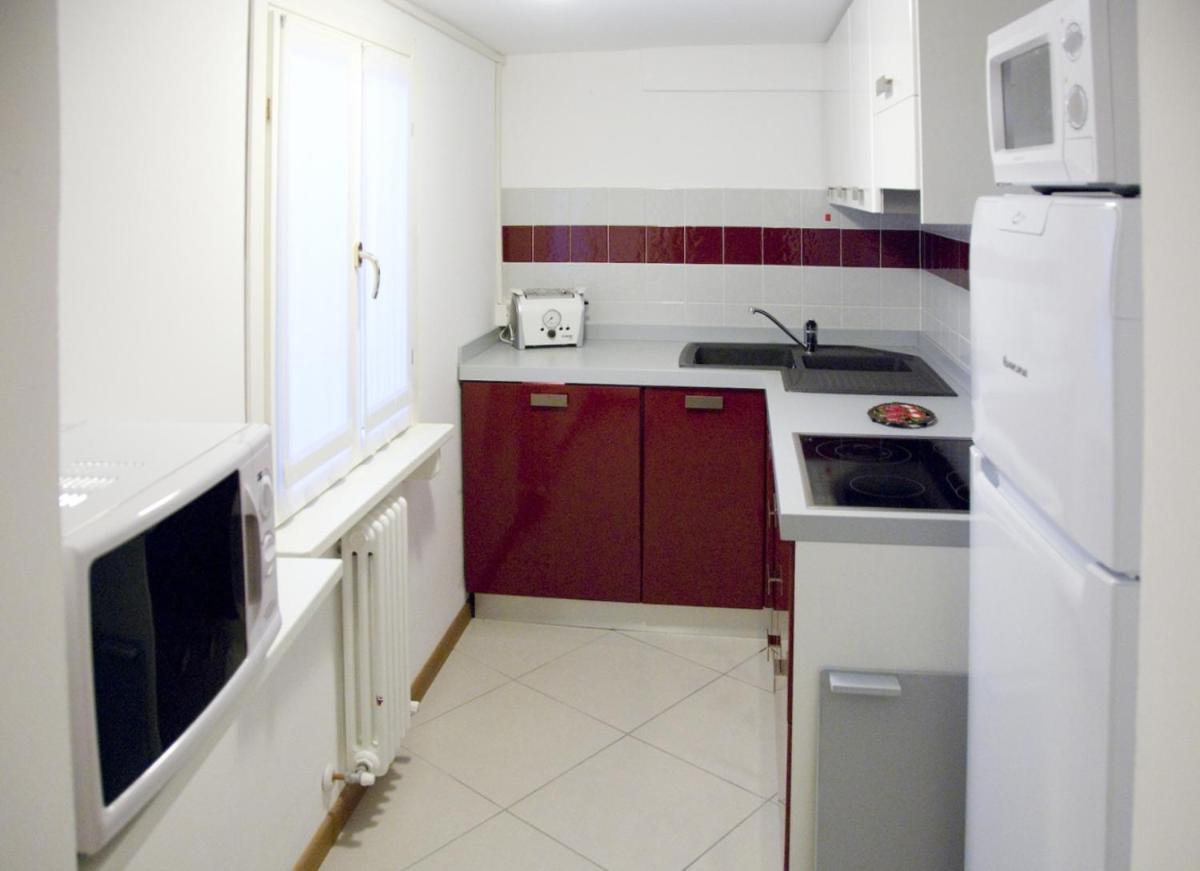 Ostello Residenza Molinatto Oggiono Exteriör bild